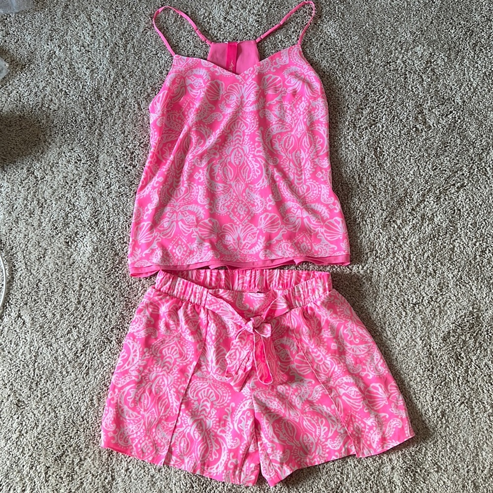 Lilly Pulitzer set size 4 shorts sm top